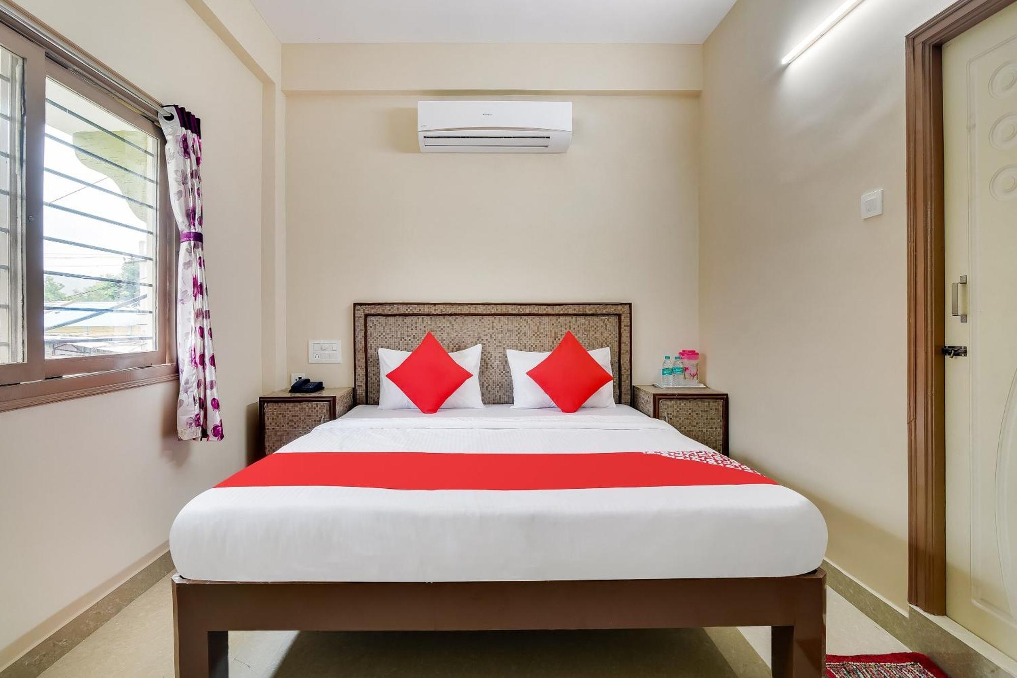 טירופאטי Hotel O Tnr Residency מראה חיצוני תמונה